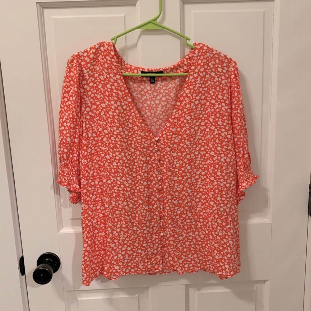 Banana Republic Top🌼